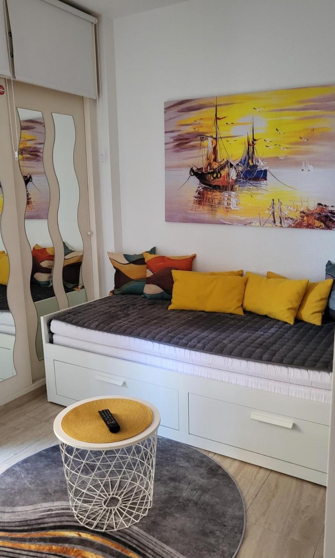 Minerva 242 Apartment Benalmadena Luaran gambar